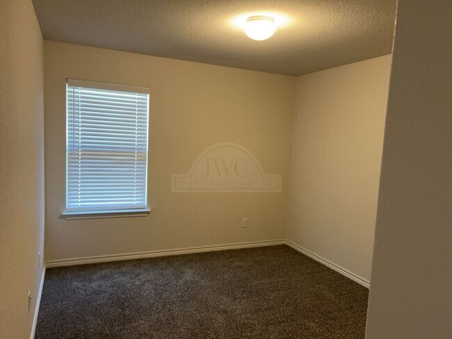 Building Photo - 7607 Melanite Dr