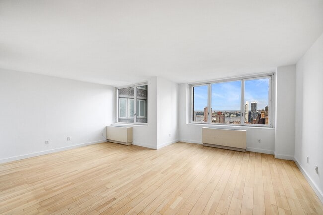 Building Photo - 322 W 57th St
