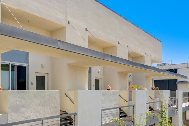 Building Photo - 2064 Kettner Blvd