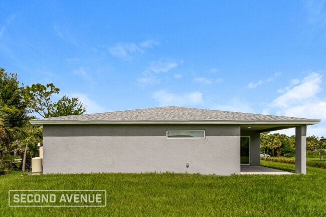 Building Photo - 1196 W Taggard Rd