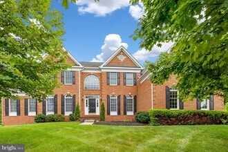 Building Photo - 23353 Lennoxville Way