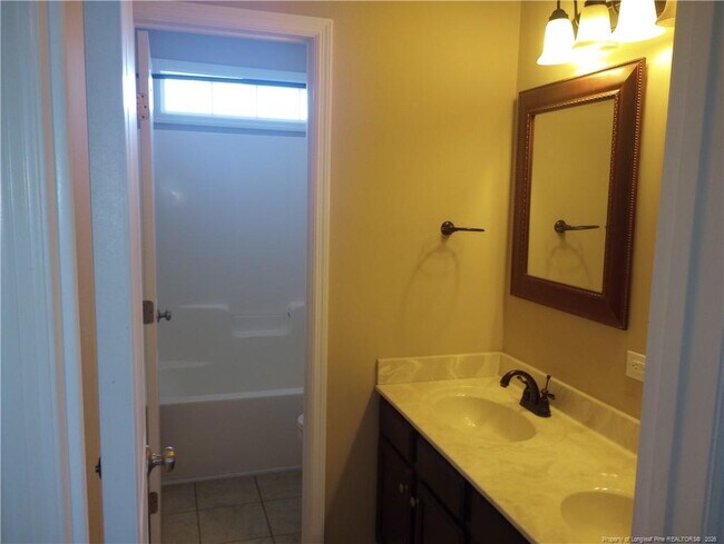 Building Photo - 6031 Geranium Dr