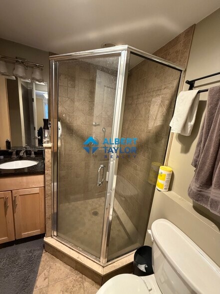 Building Photo - 15 Eldora St