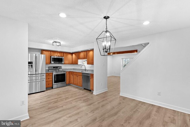 Building Photo - 14129 Honey Hill Ct