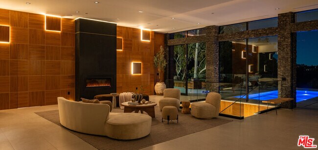 Building Photo - 12752 Mulholland Dr