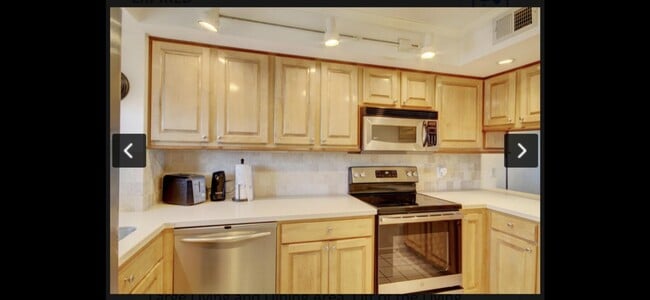 Building Photo - 909 Santa Rosa Blvd