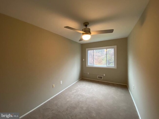 Building Photo - 3484 Beale Ct