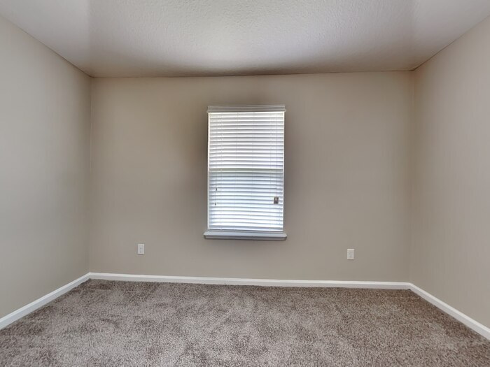 Building Photo - 83195 Purple Martin Dr