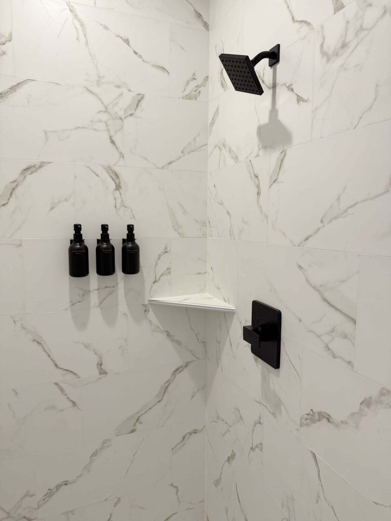 LUXURY SHOWER - 108 Textile Ct