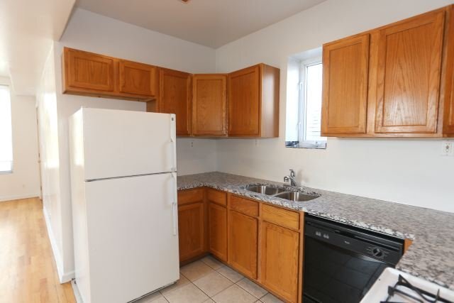 Building Photo - 1401 N Bosworth Ave