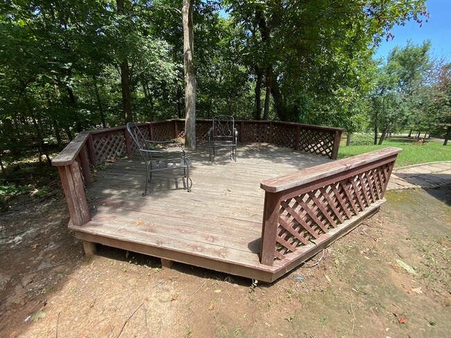 Building Photo - 22885 Angelwood Dr