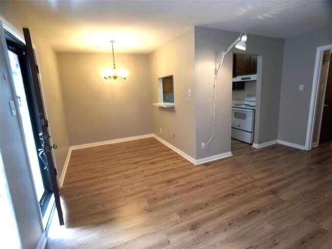 Building Photo - 1500 Woodhead St