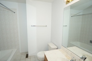 Building Photo - 907 Elderberry Cir