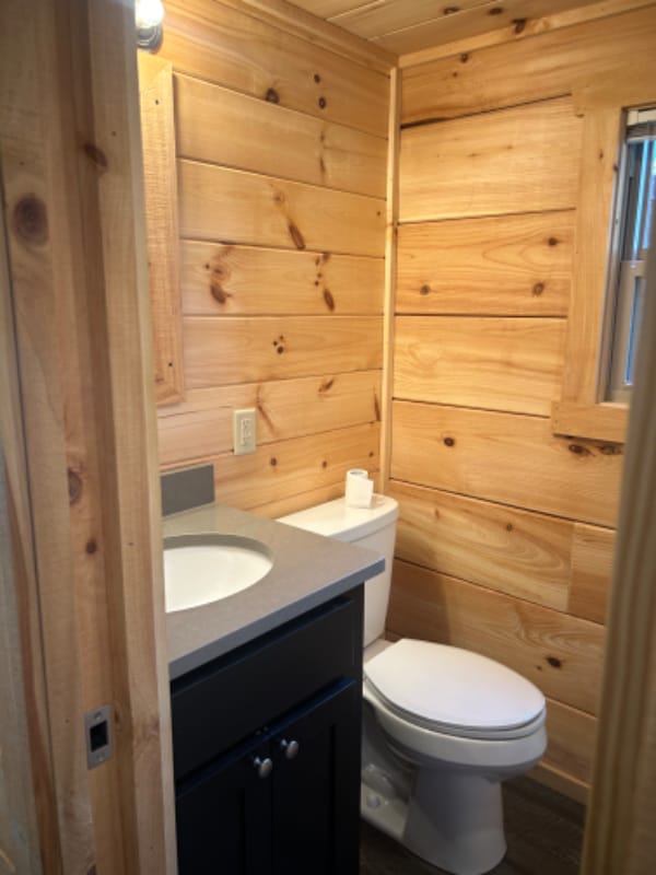 Building Photo - 4 Tiny Home Cir