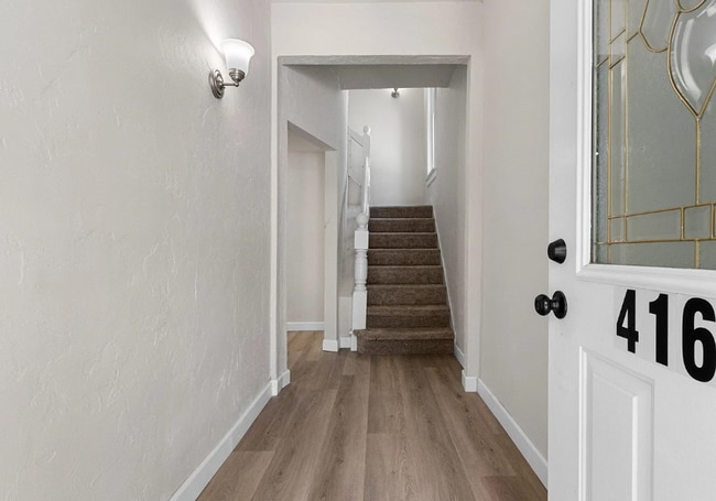 Building Photo - 4 Bedroom Single Family Home Available - G...