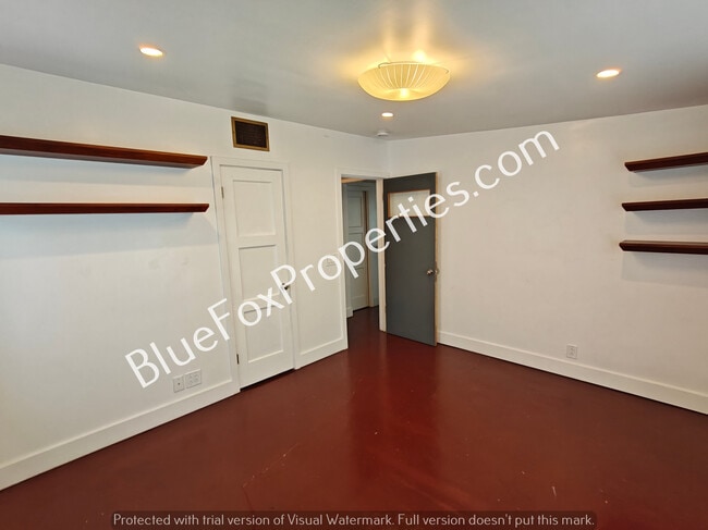 Building Photo - 3137 E Pima St