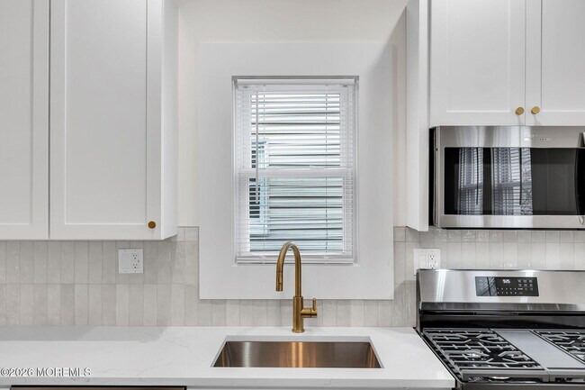 Building Photo - 1101 A St