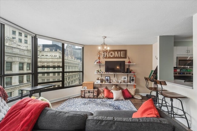 Building Photo - 405 N Wabash Ave