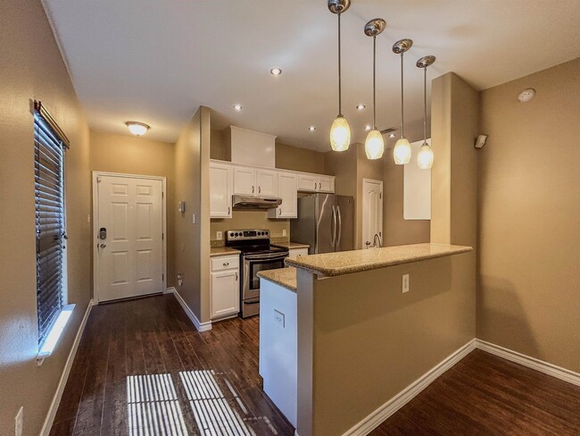 Building Photo - 2619 San Isidro Pkwy