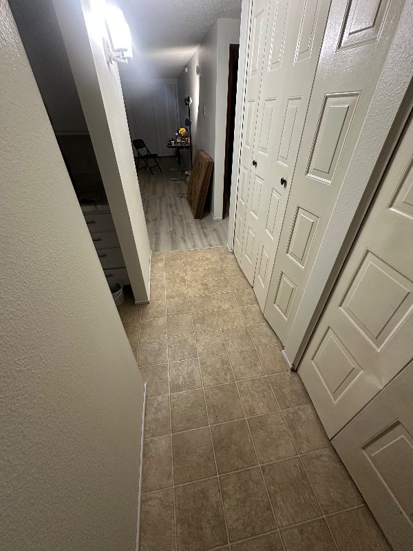 Building Photo - 2685 Woodstone Pl