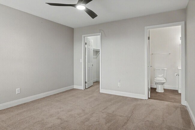 Building Photo - 6800 E Lake Mead Blvd