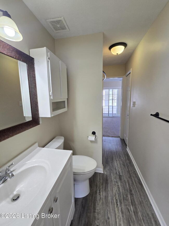 Building Photo - 214 Alpha Ave