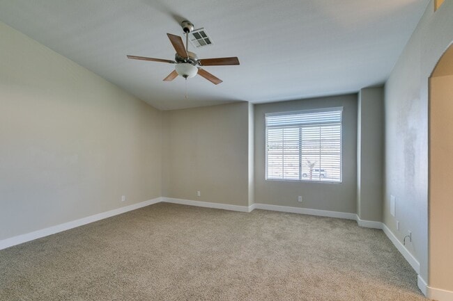 Building Photo - 3BDRM Townhome in Durango Trails community