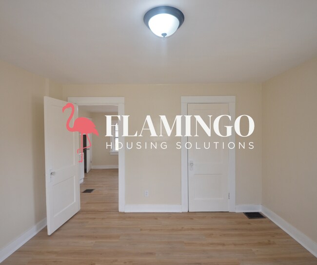 Building Photo - 1827 Elsmere Ave