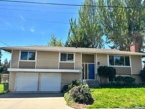 Building Photo - Gorgeous 4-Bd House | Huge Deck, Huge Fenced Yard, & Bonus Room!