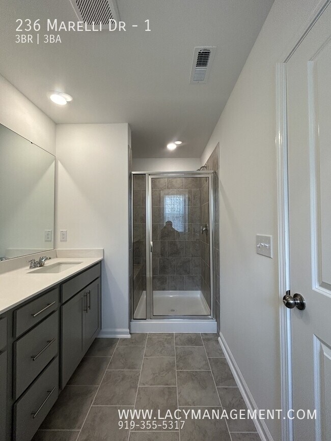 Building Photo - 236 Marelli Dr