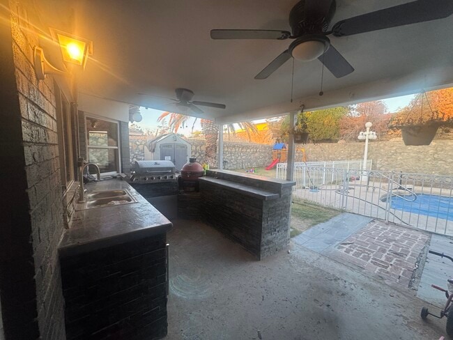 Building Photo - 6437 Dawn Dr