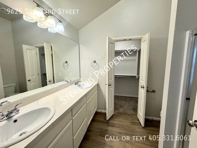 Building Photo - 9625 SW 23rd St