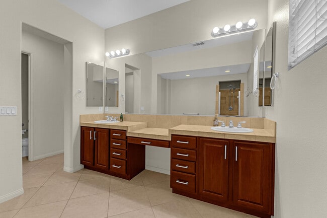 Building Photo - 81636 Rancho Santana Dr