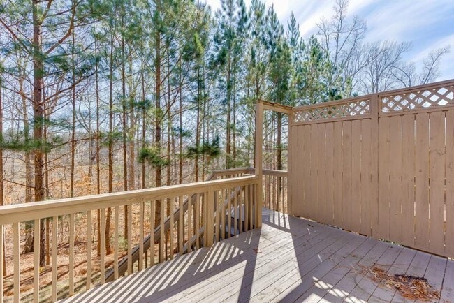 Building Photo - 6925 Fellowship Ln