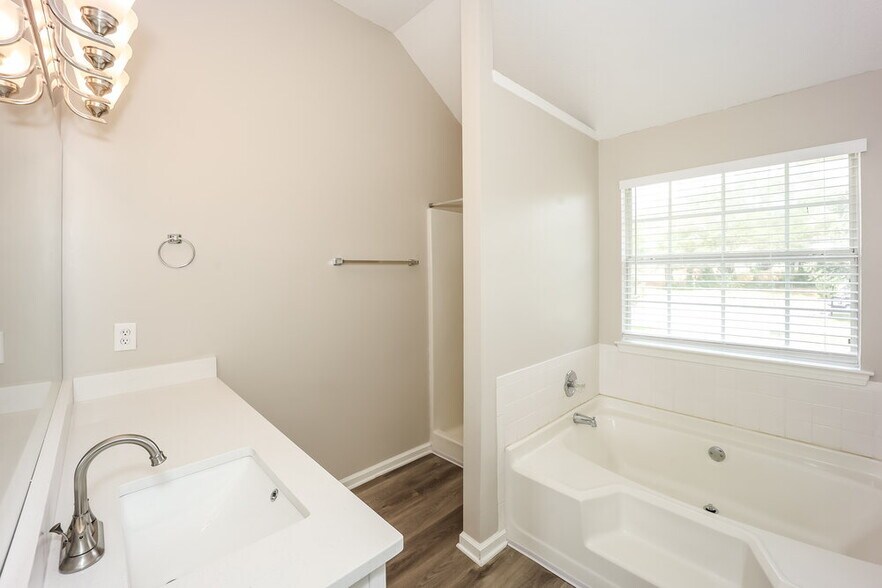 Building Photo - 6956 Fields Dr