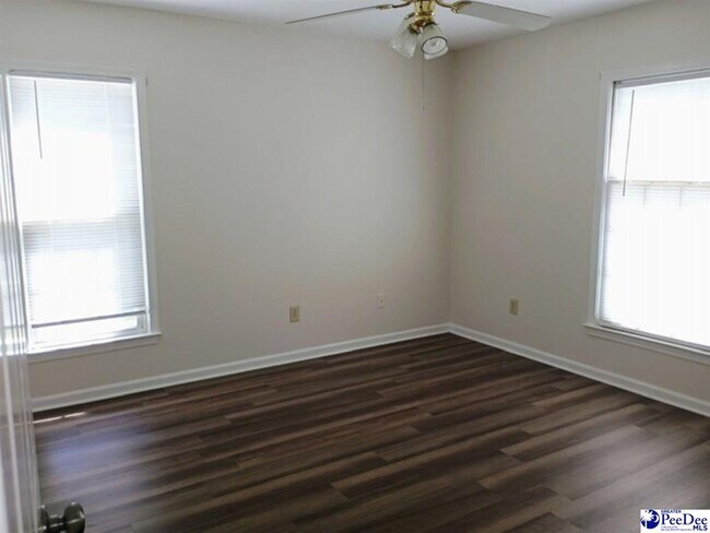 Building Photo - 602 Stoneybrook Terrace