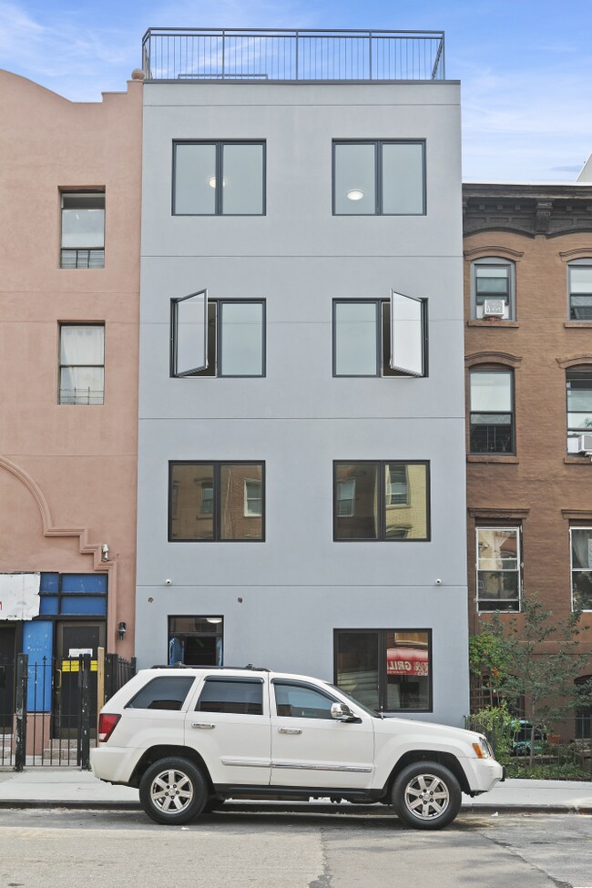 Building Photo - 437 Franklin Ave