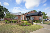 Building Photo - Stonebrook Village