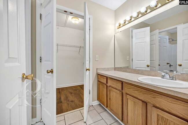 Building Photo - 41 Providence Manor Ct