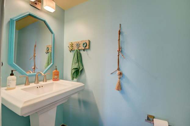 Building Photo - 207 Tropic Isle Dr