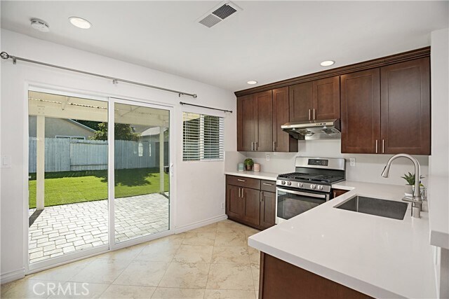Building Photo - 14922 Groveview Ln