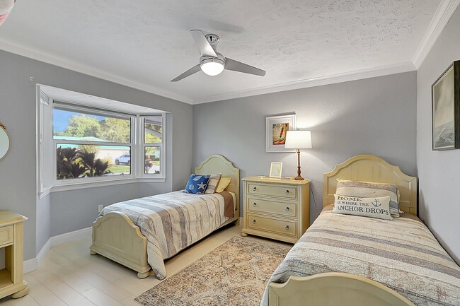 Building Photo - 3271 SE Court Dr