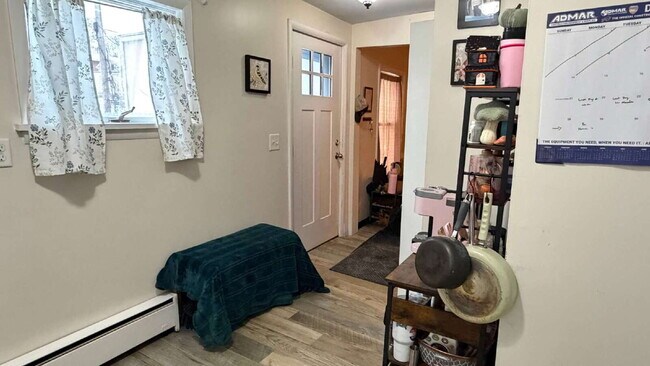 Building Photo - Available January 2026! 1 Bedroom, Main Street Macedon