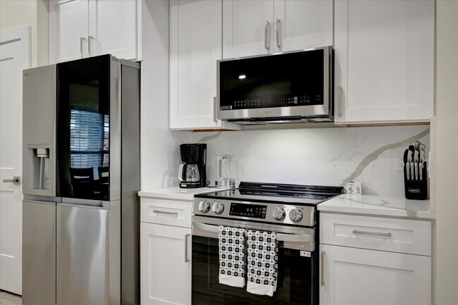 Building Photo - 7724 Simon Ridge Ct