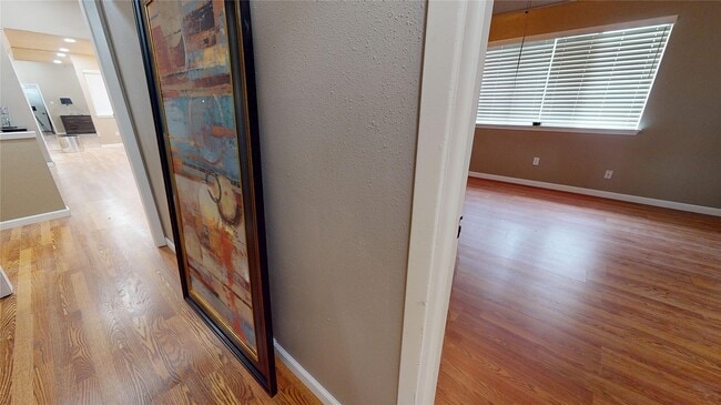 Building Photo - 1022 Manorglen Dr