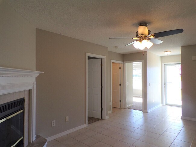 Building Photo - Charming 3-Bedroom Home