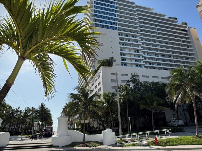 Building Photo - 95 N Birch Rd