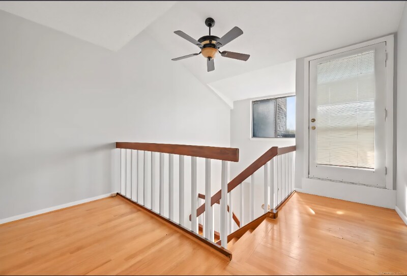 Building Photo - 140 Kane St