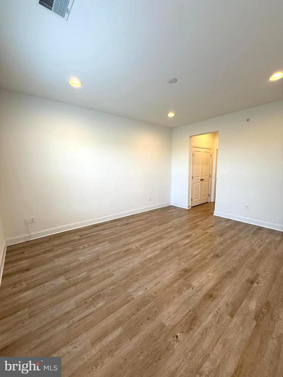 Building Photo - 1413 Woolford Wy