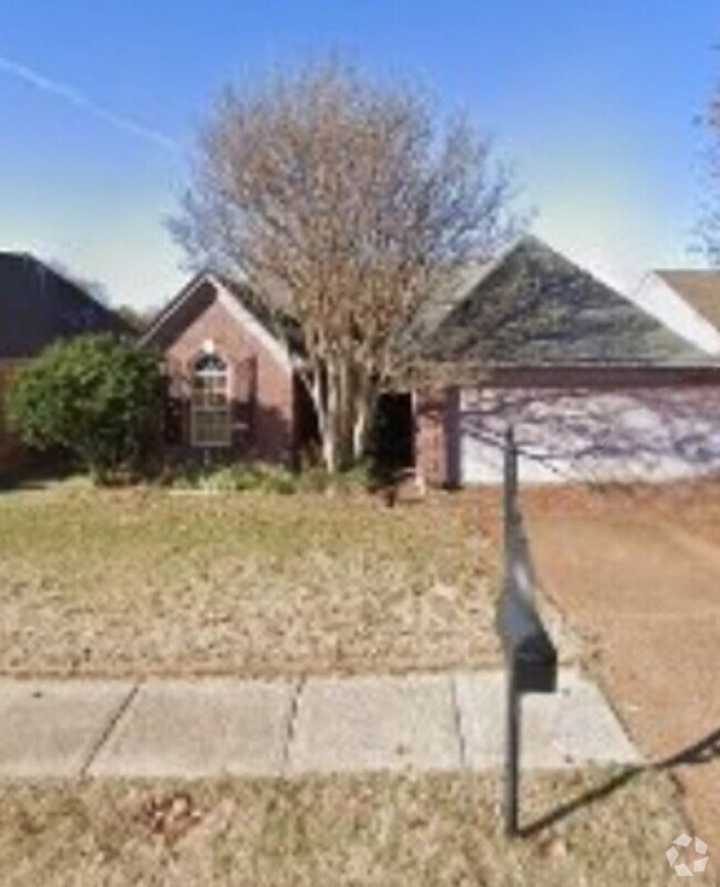 Building Photo - Charming home in Cordova, TN!